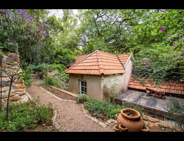 3 BEDROOM HOUSE FOR SALE IN KENSINGTON